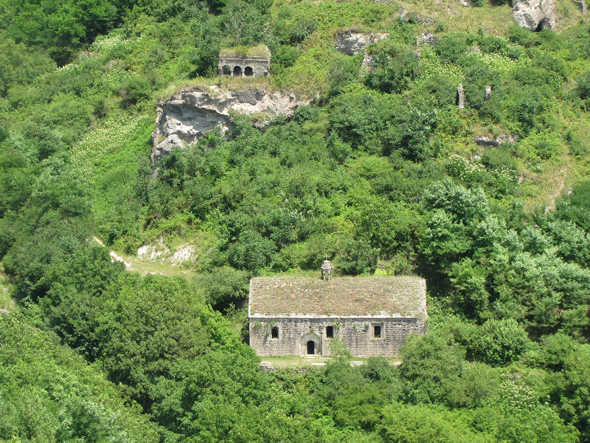 Hin Khndzoresk - abandoned village with houses in caves