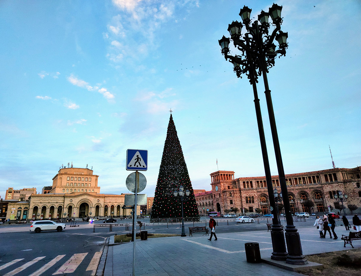Christmas Tree in the Republic Square, Yerevan 2022