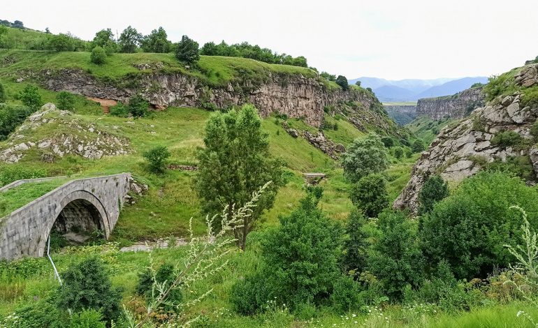  Stepanavan – unique sights in the emerald green town of Armenia